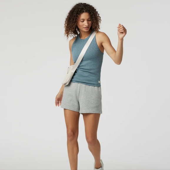 Vuori Sunrise High Neck Tank top XL workout, athletic, athlesieure, yoga NWT - Picture 3 of 9